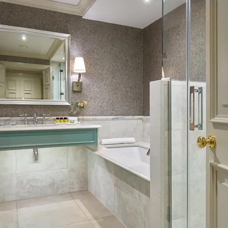 Glenlo Abbey Hotel