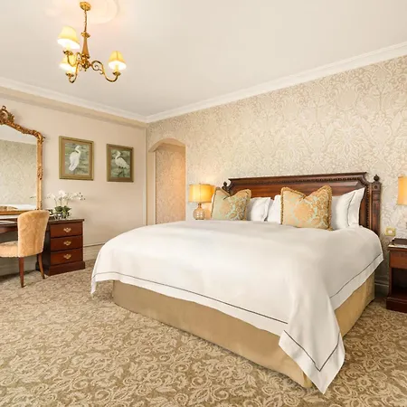 Glenlo Abbey 5*